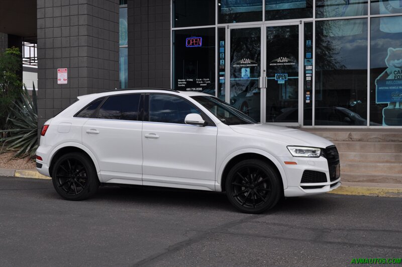 2018 Audi Q3 2.0T Premium Plus  S-Line Black Optic package - Photo 6 - Scottsdale, AZ 85260