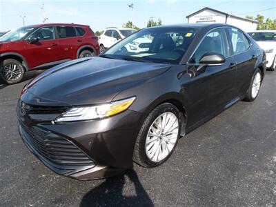 2018 Toyota Camry XLE   - Photo 1 - Quincy, IL 62305