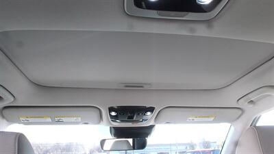 2022 Kia Seltos SX   - Photo 4 - Quincy, IL 62305