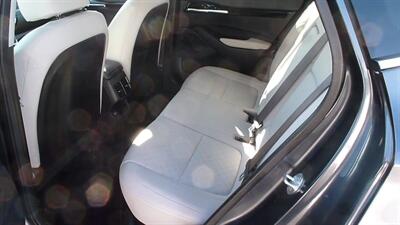 2022 Kia Seltos SX   - Photo 3 - Quincy, IL 62305