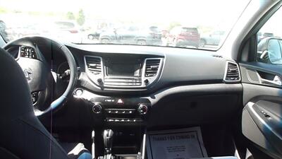 2017 Hyundai TUCSON Sport - Photo 3 - Quincy, IL 62305