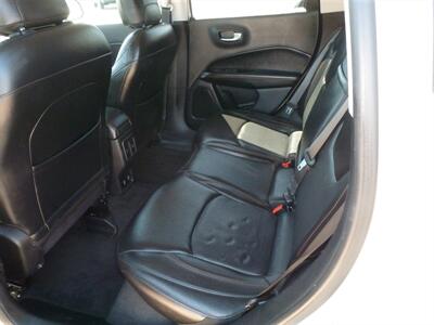 2018 Jeep Compass Limited - Photo 4 - Quincy, IL 62305