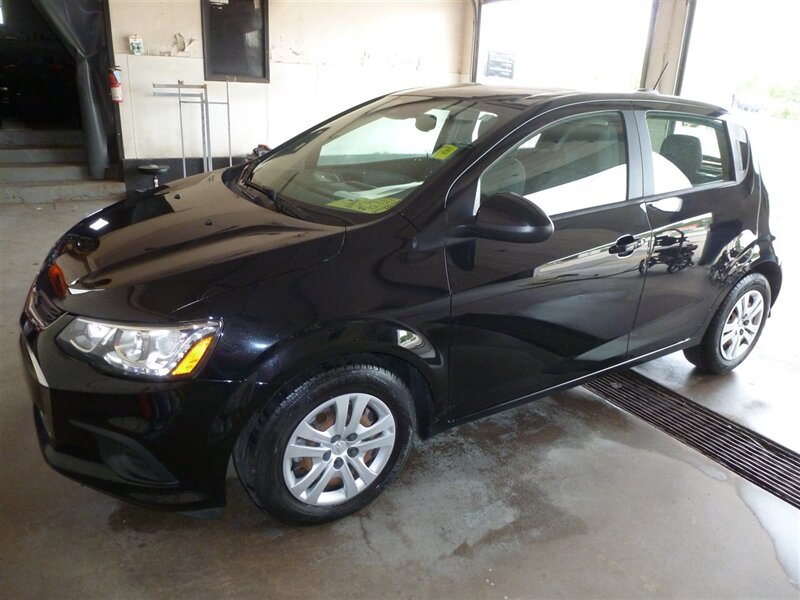 2020 Chevrolet Sonic LT  