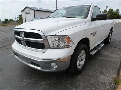 2019 RAM 1500 Classic SLT   - Photo 1 - Quincy, IL 62305