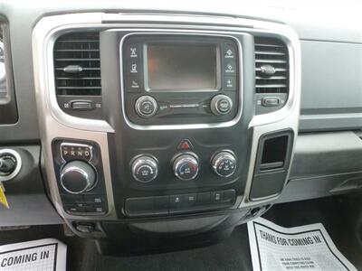 2019 RAM 1500 Classic SLT   - Photo 5 - Quincy, IL 62305