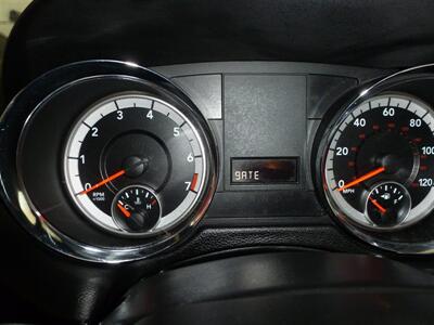 2019 Dodge Grand Caravan SXT   - Photo 11 - Quincy, IL 62305
