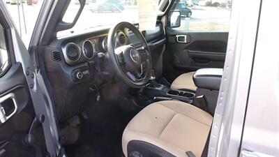 2018 Jeep Wrangler Sport   - Photo 3 - Quincy, IL 62305