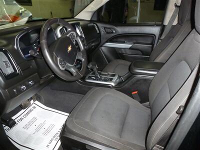 2019 Chevrolet Colorado LT - Photo 2 - Quincy, IL 62305