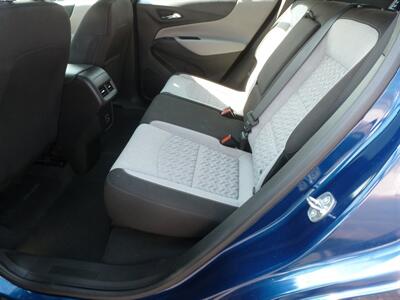 2023 Chevrolet Equinox LS   - Photo 4 - Quincy, IL 62305