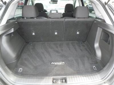 2021 Hyundai KONA SEL   - Photo 8 - Quincy, IL 62305