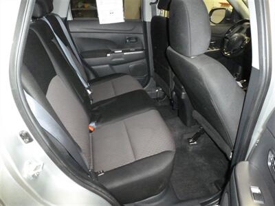 2019 Mitsubishi Outlander Sport SE - Photo 6 - Quincy, IL 62305