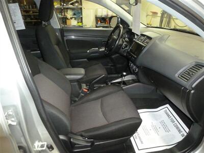 2019 Mitsubishi Outlander Sport SE - Photo 7 - Quincy, IL 62305