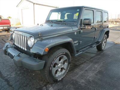 2018 Jeep Wrangler JK Unlimited Sahara   - Photo 1 - Quincy, IL 62305