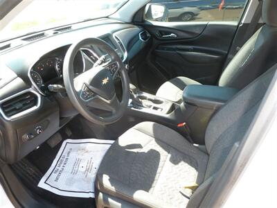 2022 Chevrolet Equinox LT - Photo 3 - Quincy, IL 62305