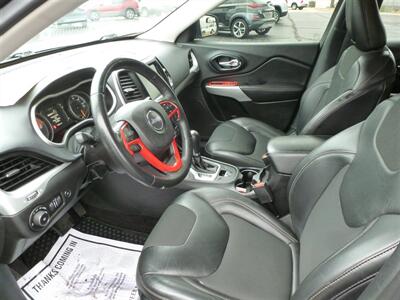 2018 Jeep Cherokee Latitude Plus   - Photo 5 - Quincy, IL 62305