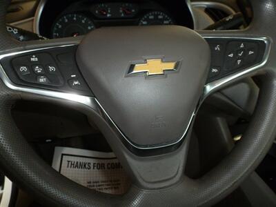 2022 Chevrolet Malibu LT   - Photo 10 - Quincy, IL 62305