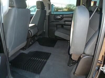 2019 Chevrolet Silverado 1500 Custom Trail Boss   - Photo 6 - Quincy, IL 62305