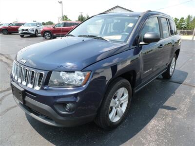 2017 Jeep Compass Sport   - Photo 1 - Quincy, IL 62305