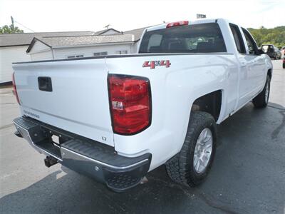 2018 Chevrolet Silverado 1500 LT   - Photo 2 - Quincy, IL 62305