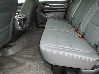 2022 RAM 1500 Big Horn   - Photo 5 - Quincy, IL 62305