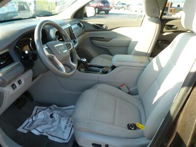 2019 GMC Acadia SLE-2   - Photo 3 - Quincy, IL 62305