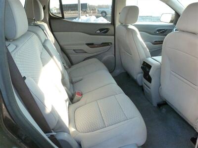 2019 GMC Acadia SLE-2   - Photo 8 - Quincy, IL 62305