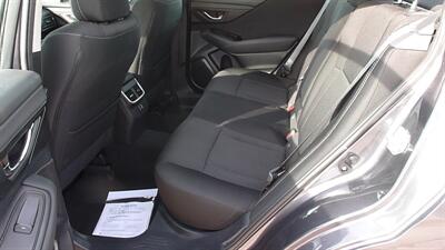 2024 Subaru Legacy Premium - Photo 2 - Quincy, IL 62305