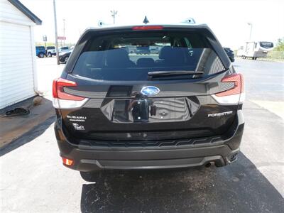 2022 Subaru Forester Premium   - Photo 7 - Quincy, IL 62305