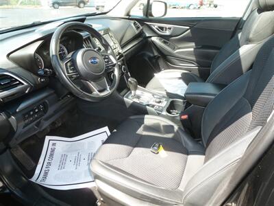 2022 Subaru Forester Premium   - Photo 4 - Quincy, IL 62305