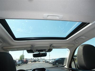2022 Subaru Forester Premium   - Photo 6 - Quincy, IL 62305