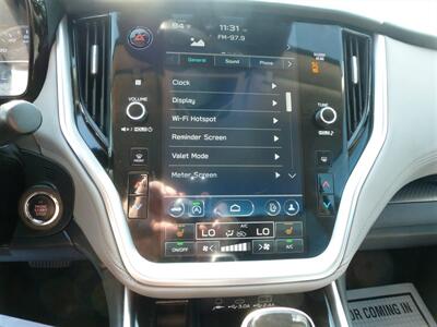 2023 Subaru Outback Premium   - Photo 6 - Quincy, IL 62305