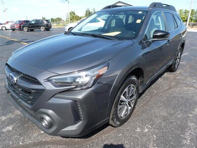 2023 Subaru Outback Premium   - Photo 1 - Quincy, IL 62305