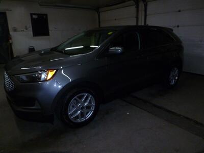 2023 Ford Edge SEL - Photo 1 - Quincy, IL 62305