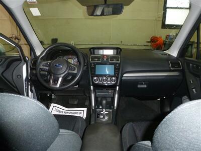 2017 Subaru Forester 2.5i Premium - Photo 7 - Quincy, IL 62305