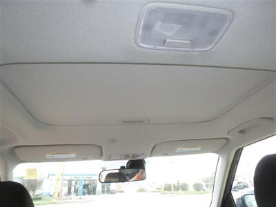 2025 Hyundai VENUE SEL - Photo 6 - Quincy, IL 62305