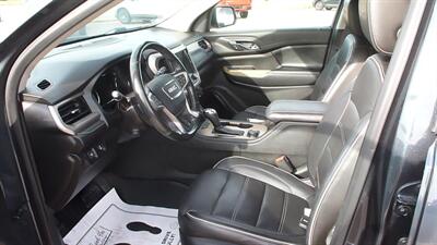 2019 GMC Acadia Denali - Photo 2 - Quincy, IL 62305