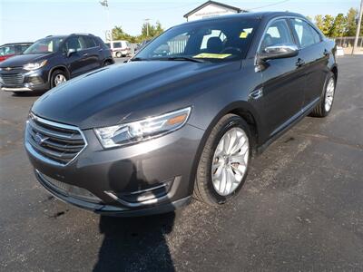 2018 Ford Taurus Limited   - Photo 1 - Quincy, IL 62305