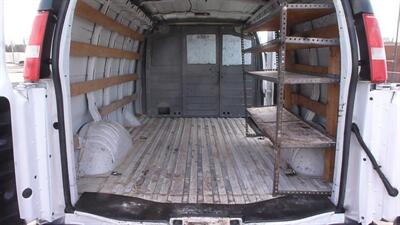 2017 GMC Savana 2500   - Photo 5 - Quincy, IL 62305