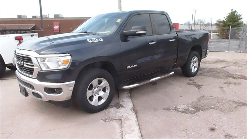 2020 RAM 1500 Big Horn/Lone Star 4x4 Quad Cab 6'4's photo