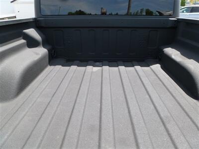2023 Jeep Gladiator Sport S   - Photo 3 - Quincy, IL 62305