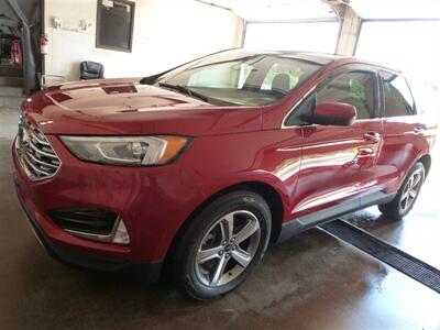 2022 Ford Edge SEL   - Photo 1 - Quincy, IL 62305