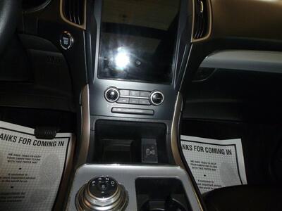 2022 Ford Edge SEL   - Photo 8 - Quincy, IL 62305