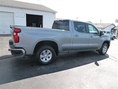 2023 Chevrolet Silverado 1500 LT   - Photo 5 - Quincy, IL 62305