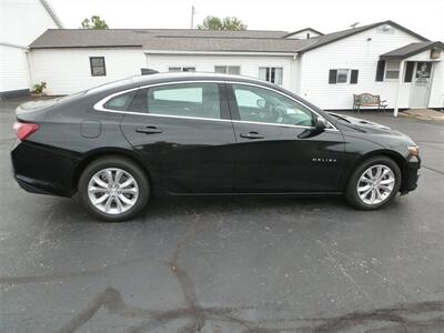 2020 Chevrolet Malibu LT   - Photo 5 - Quincy, IL 62305
