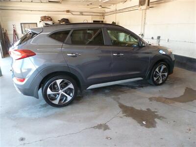 2018 Hyundai TUCSON Limited - Photo 4 - Quincy, IL 62305