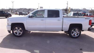 2018 Chevrolet Silverado 1500 LT   - Photo 2 - Quincy, IL 62305