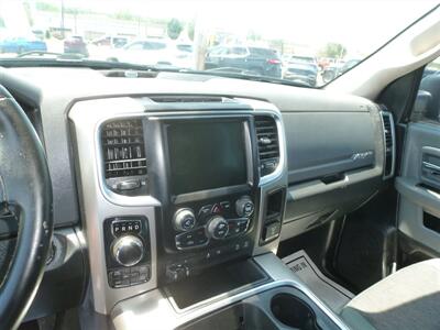 2017 RAM 1500 Big Horn   - Photo 9 - Quincy, IL 62305