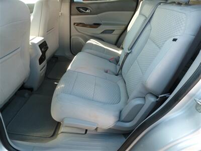 2019 GMC Acadia SLE-2 - Photo 4 - Quincy, IL 62305