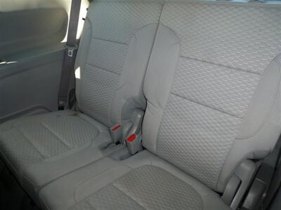 2019 GMC Acadia SLE-2 - Photo 5 - Quincy, IL 62305