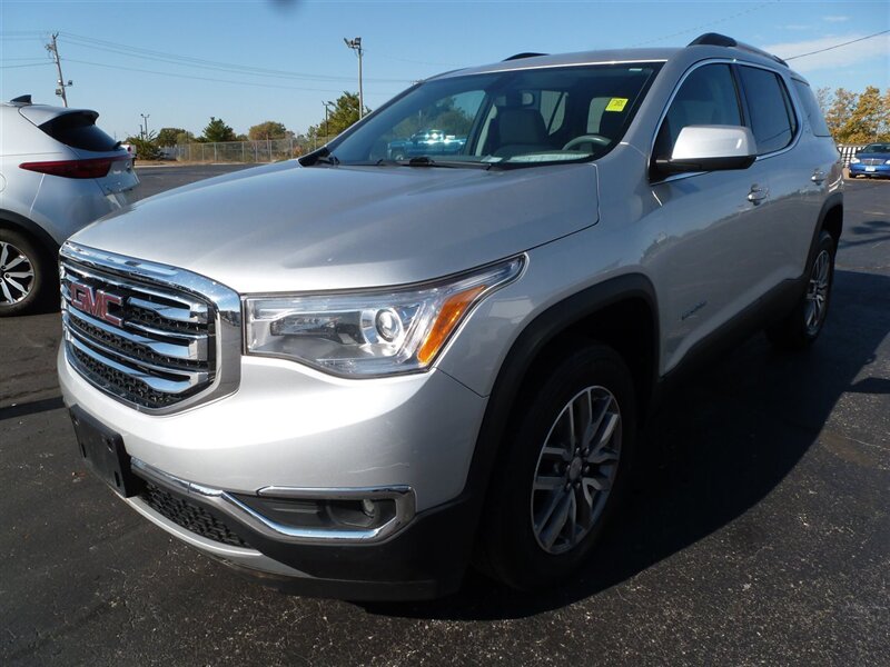 2019 GMC Acadia SLE-2